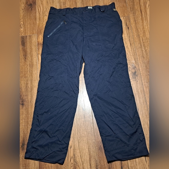 Tilley Canada Men's Pants Hiking Lightweight 100%  Nylon Size 38 Actual 36x28 - Picture 3 of 10